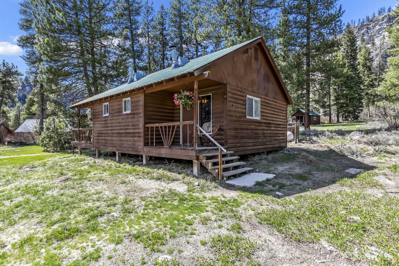 Sawtooth Lodge Stanley ภายนอก รูปภาพ