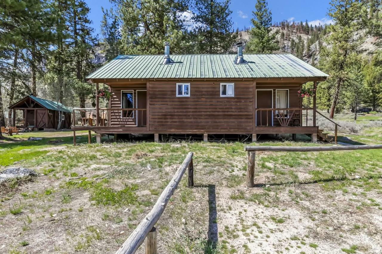 Sawtooth Lodge Stanley ภายนอก รูปภาพ