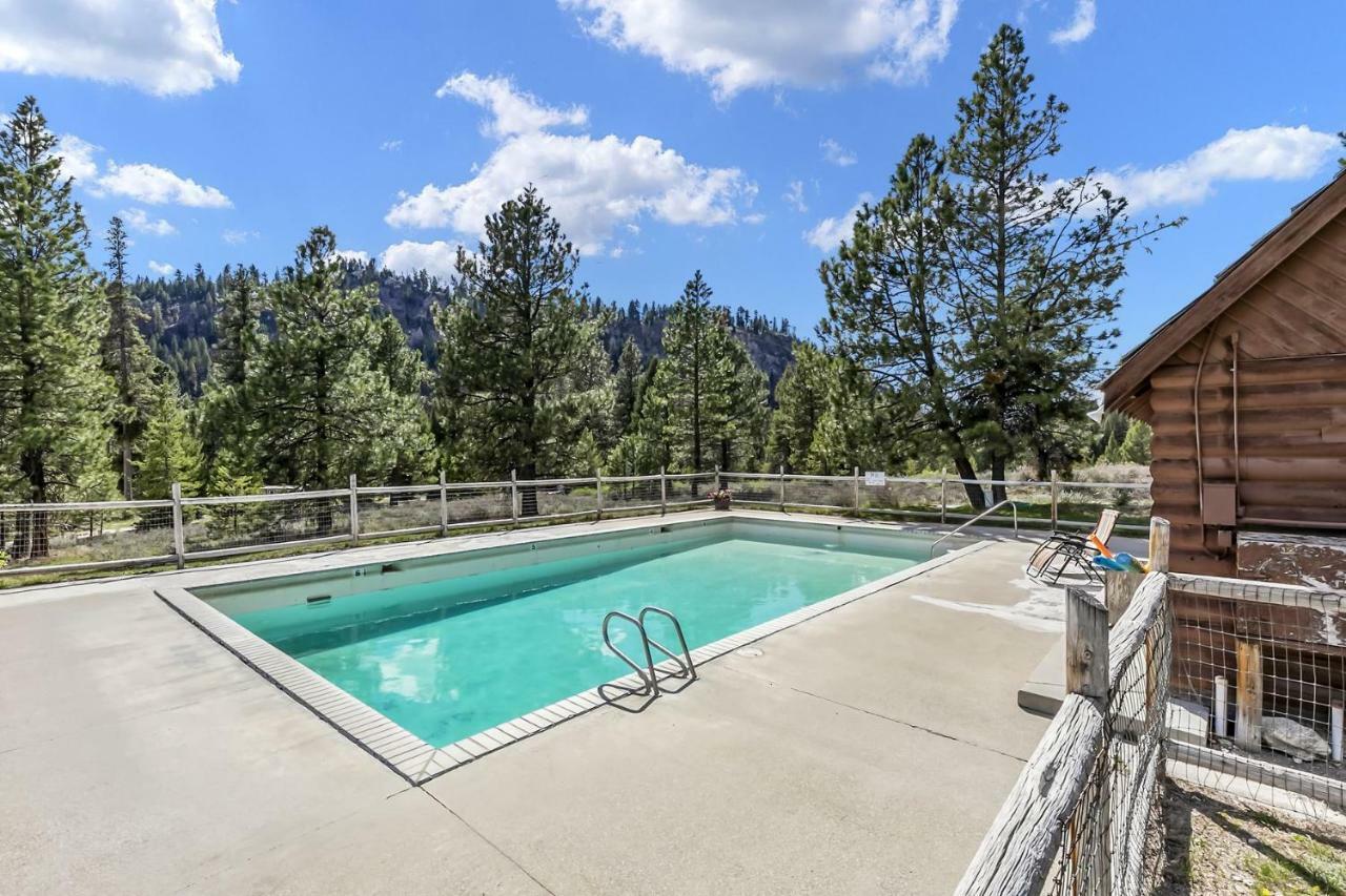Sawtooth Lodge Stanley ภายนอก รูปภาพ